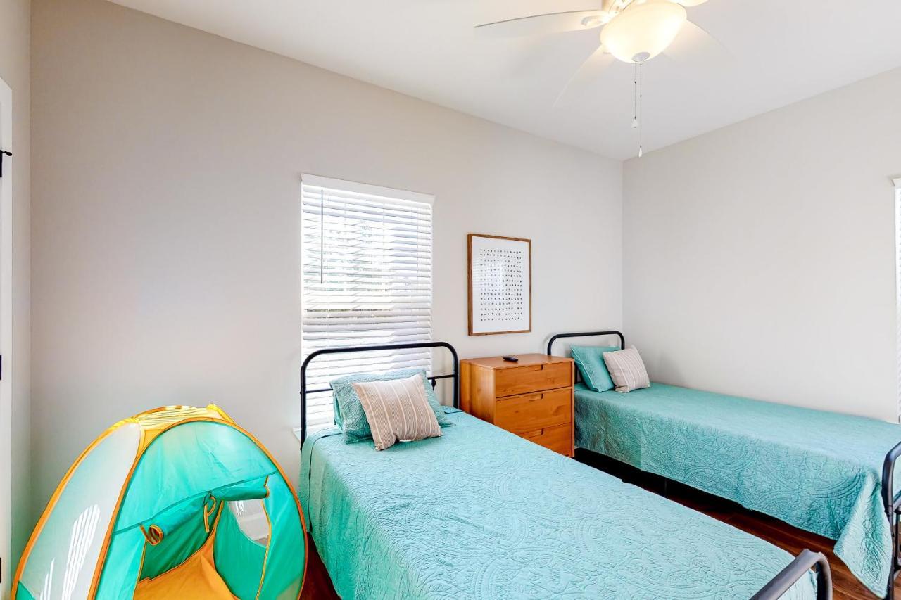 Downtown Livin' Villa Pensacola Exterior photo